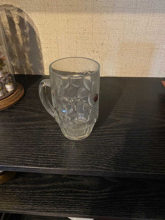 copo antigo de cerveja