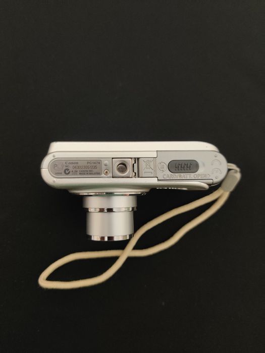 Canon PowerShot A 3100 IS Silver Aluminum Вінтажна Мильниця фотоапарат