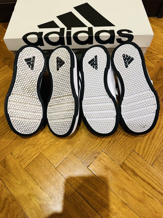 Кроссовки Adidas размеры 30,5 и 33