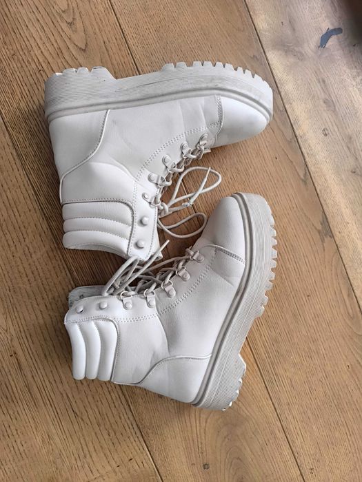 Trapery kremowe r.39