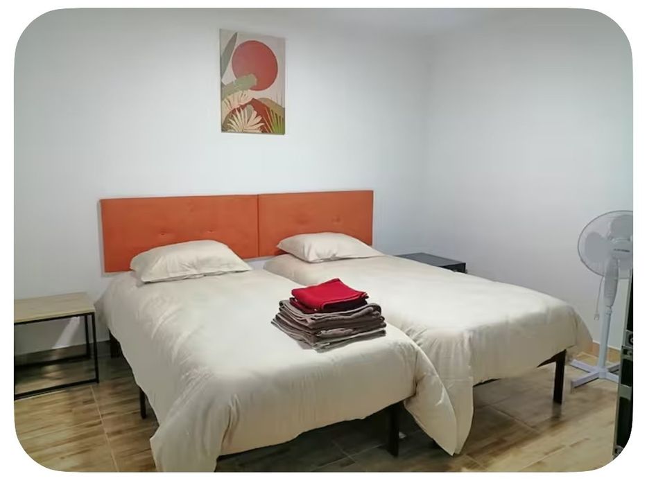 Quartos ou Casa Completa para Arrendamento - Estudantes e Professores