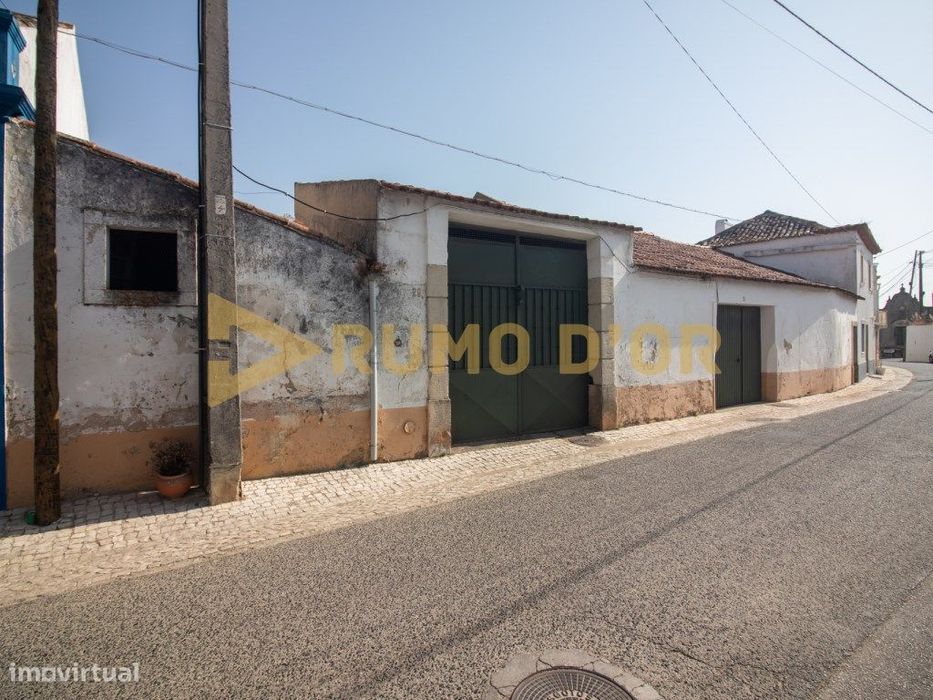 Adega/Armazém com 261 m² Oportunidade Única na Aldeia Gavinha (Alen...