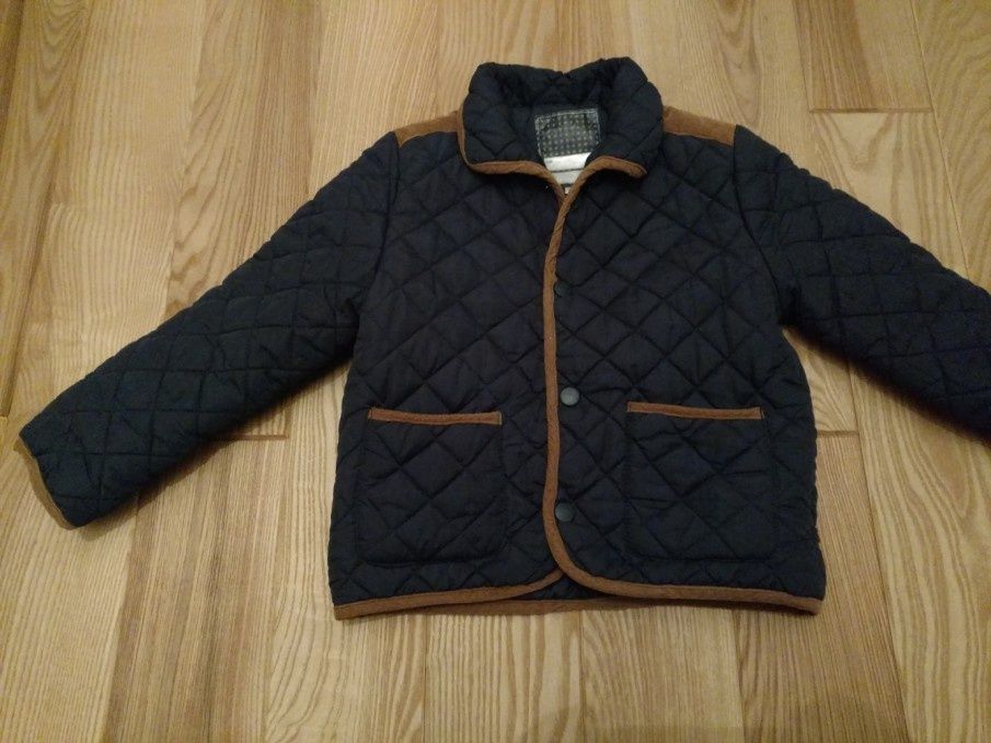 kurtka pikowana 4 -5 lat firma Urban Rascals