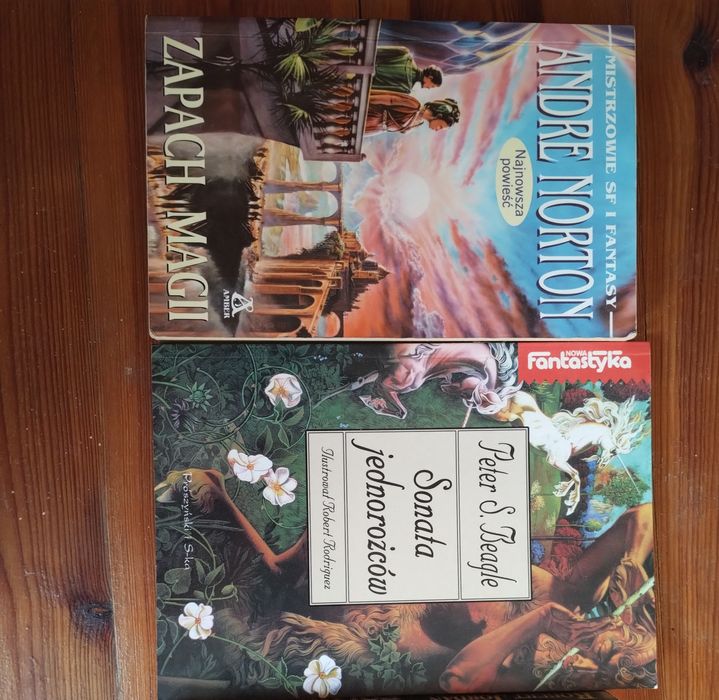 Książki Sonata jednorożecow, Zapach Magii