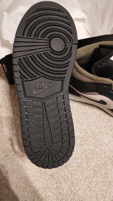 Nike Air Jordan 1 Mid SE