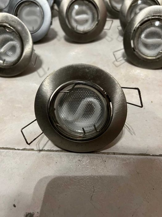 Focos de encastrar + lâmpadas