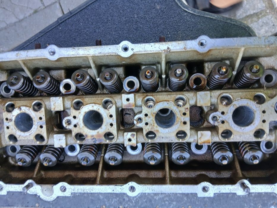 Głowica silnika volkswagen skoda seat 1.4 16v
