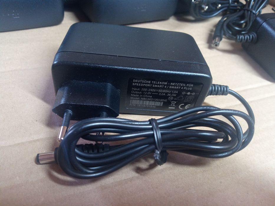 Електрошрот 12В 12V 3.0A 36W Deutsche Telekom блок живлення 5.5/2.5