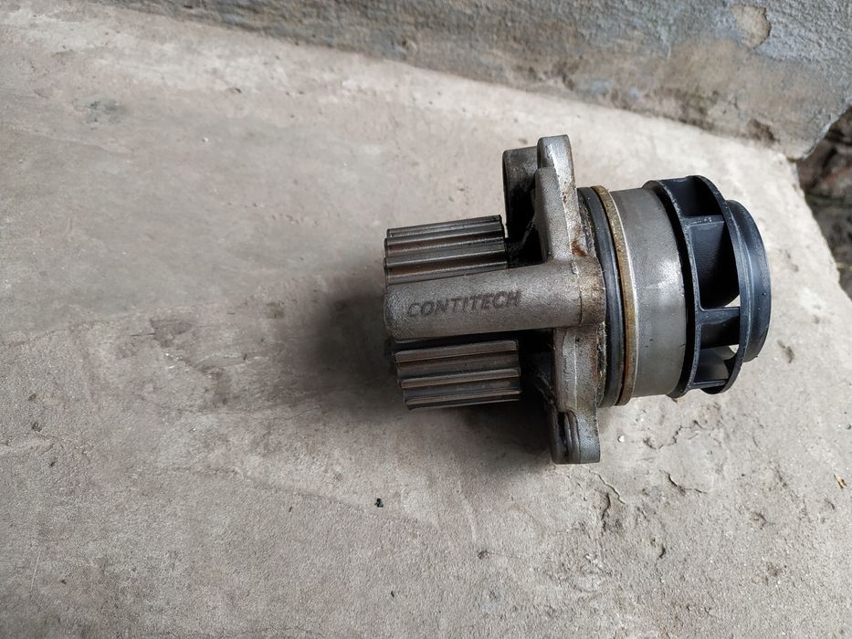 Помпа Passat B 6