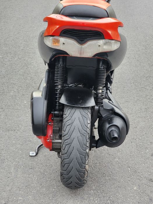 GILERA runner VXR 200
