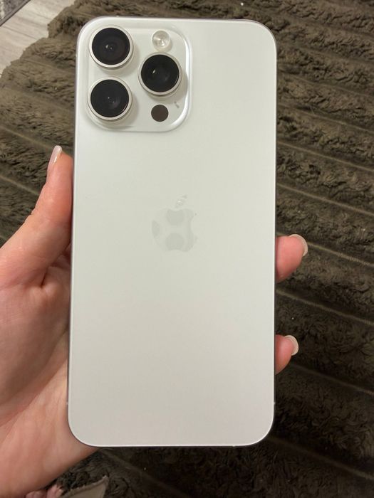 Iphone 15 pro max 256gb eSIM 87% АКБ