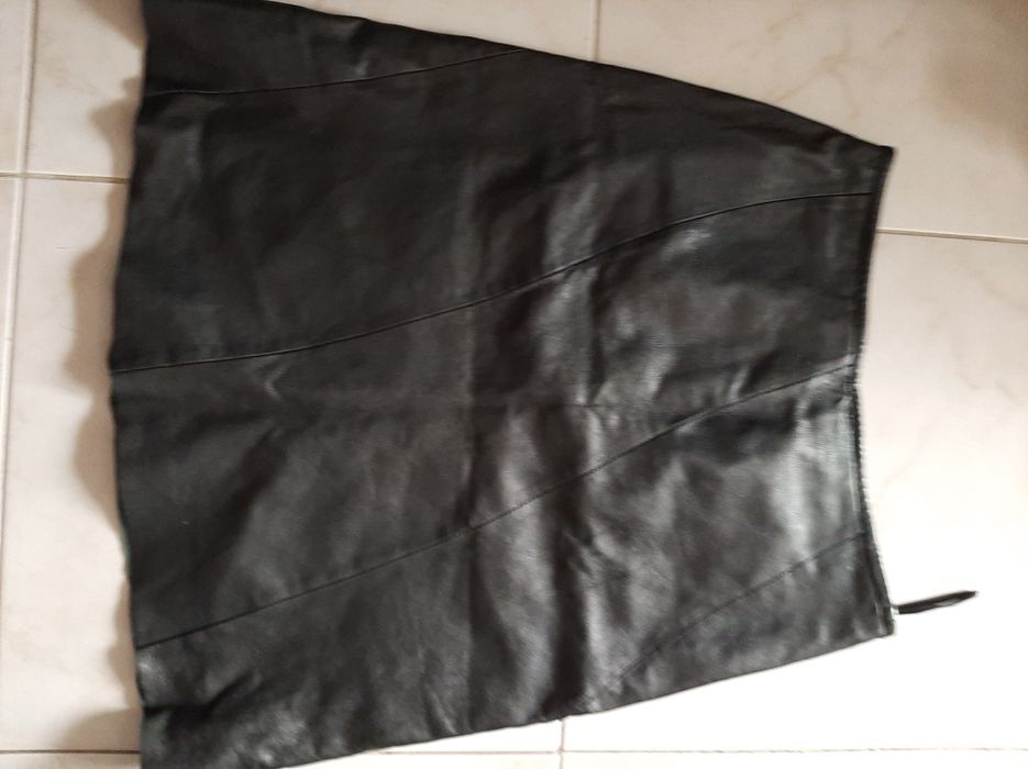 Saias em pele couro genuino tamanho 38