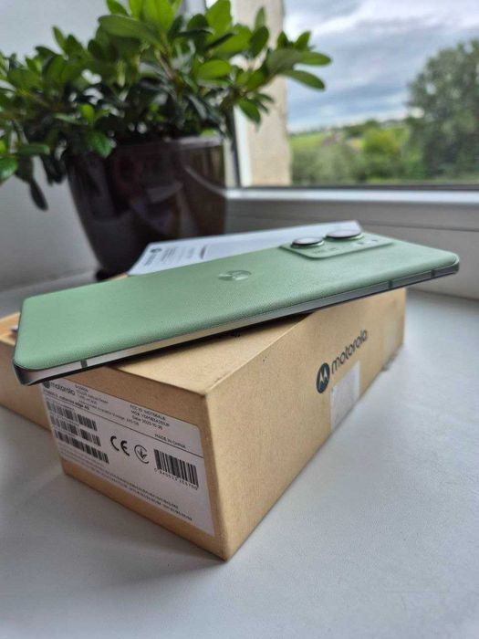 Motorola Edge 40 8/256GB • Ідеальний стан •