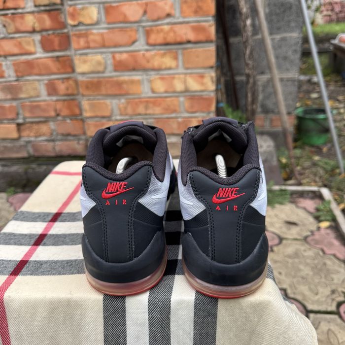 Кроссовки Nike Air Max Invigor Black/White, 46 размер, Оригинал, Кросівки