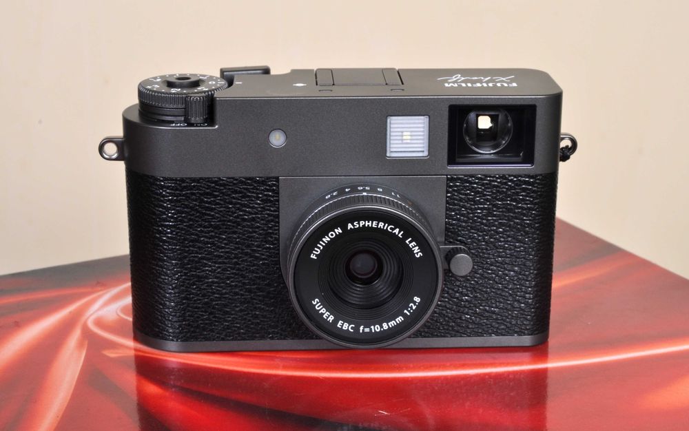 Fuji X-Half em cinza. Novo, zero fotos, fatura e garantia 3 anos Fuji PT.