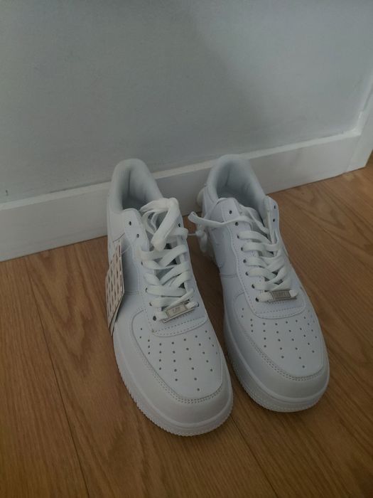 Nike Air Force brancas