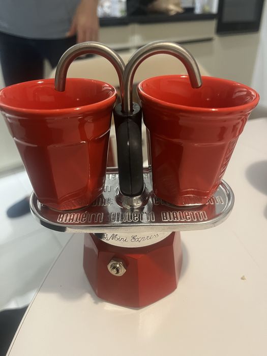 Bialetti mini Express + dwie filizanki