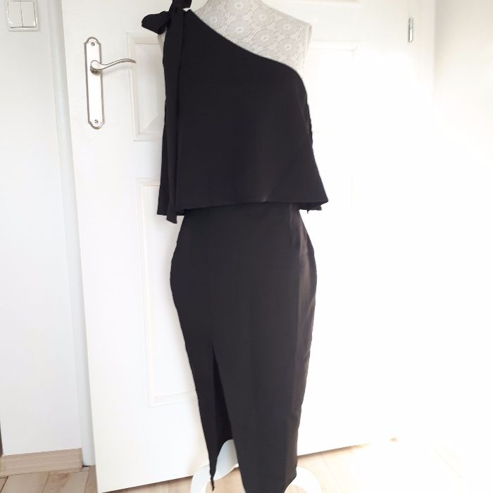 NOWA piękna czarna sukienka Missguided rozmiar 34
