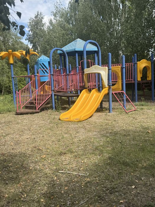 Ваша власна оаза спокою, затишний будинок за містом