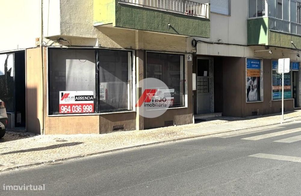 Arrenda I Loja I 144 m2 I Barreiro