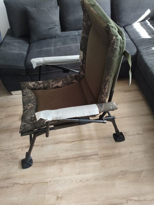 Fotel wędkarski, karpiowy firmy Nash Indulgence Hi-Back Auto Rec