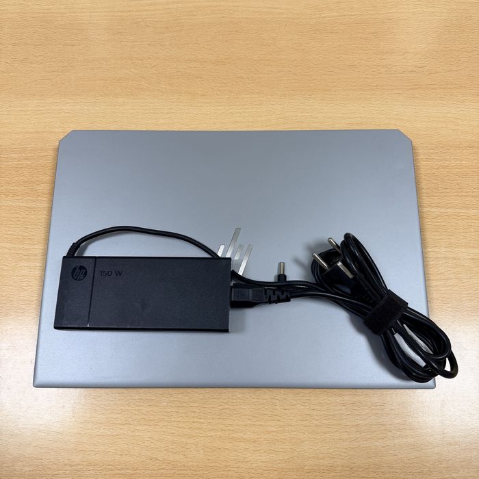 Workstation HP ZBook G5 | i7 | 32GB RAM (Programação / CAD / 3D)