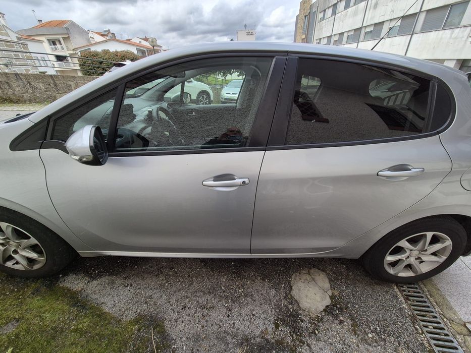 Peugeot 208 1.4HDi Active