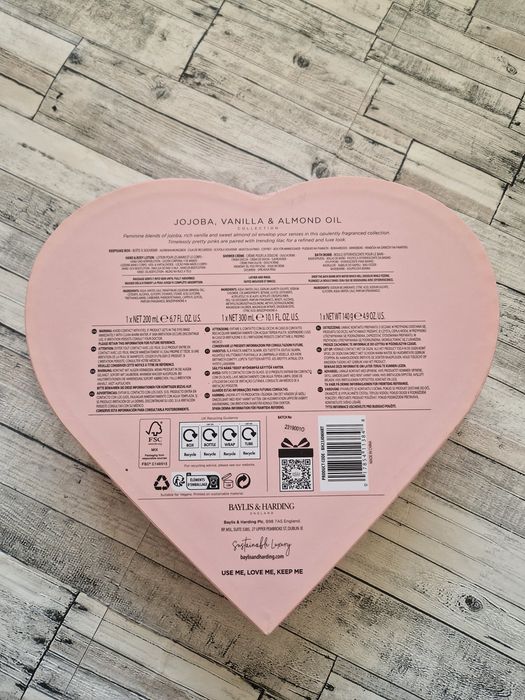 Подарунковий Набір Baylis & Harding Jojoba, Vanilla & Almond Oil Luxur