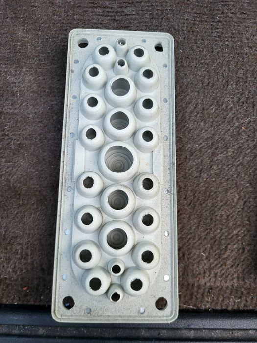 Przepust membranowy szary P-MB35