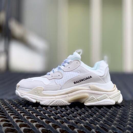 balenciaga triple s 36