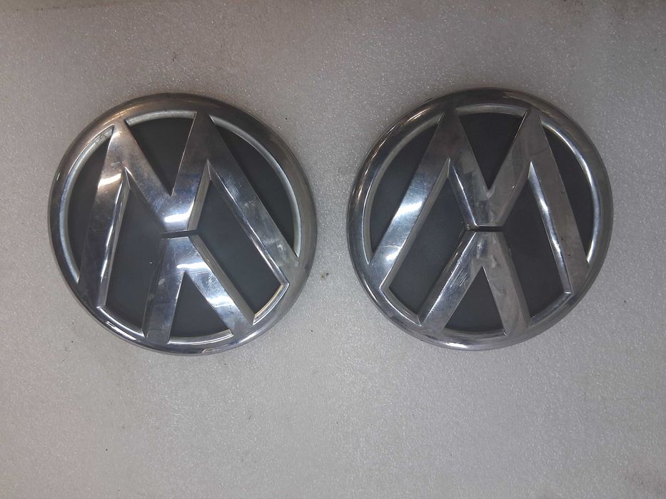 vw t5  emblemat  lift  na klape tylna