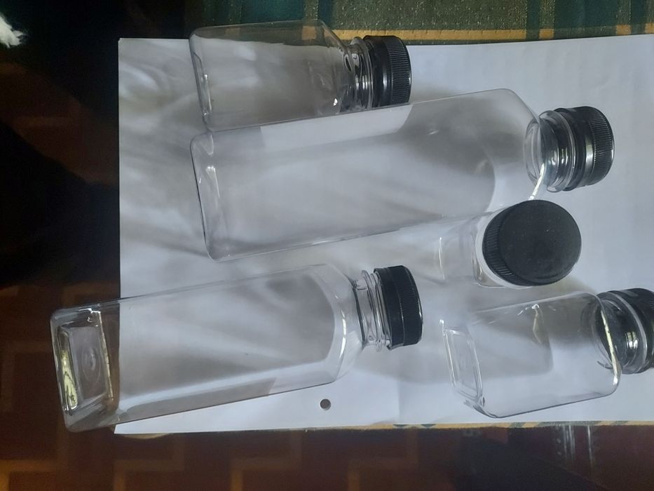 Garrafas para sumos. Leite. Café. REUTILIZÁVEIS  15 euros 5 unidades.