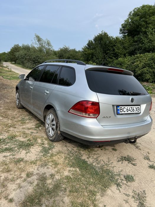 Гольф 5 універсал 1,6 мрі