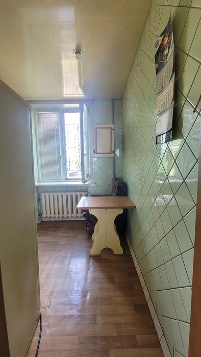 Продам 4х кімнатну квартиру.  Центр міста.