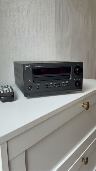 NAD C717 Receiver