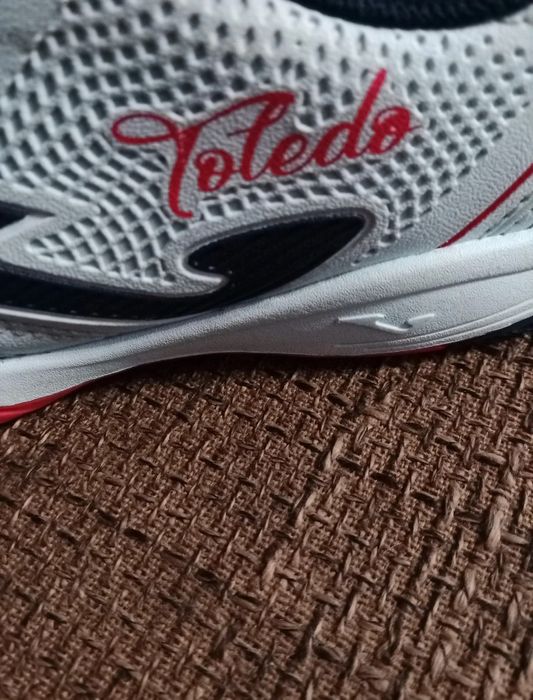 Buty halowe dziecięce JOMA TOLEDO JUNIOR 2505 Futsal roz. 34