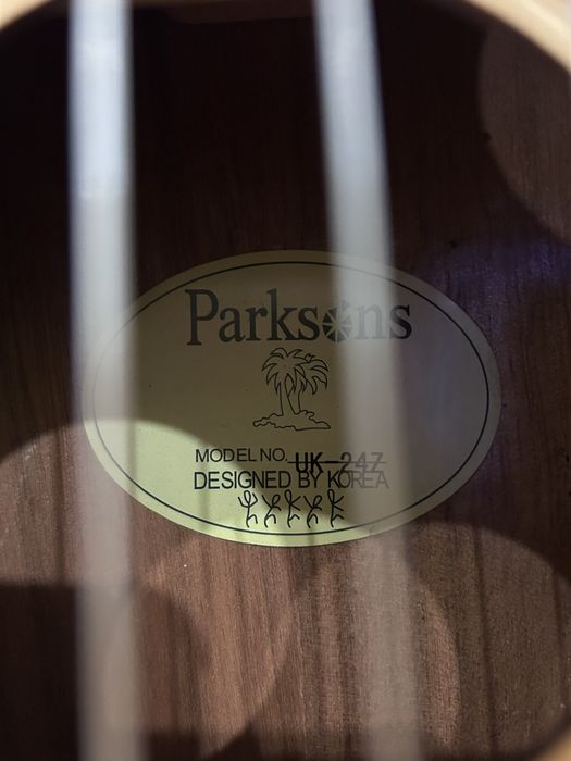 Укулеле Parksons UK24Z з чохлом