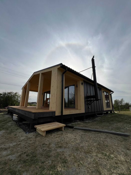 Каркасний будинок 52 м2 з терасою. Фундамент та меблі під ключ