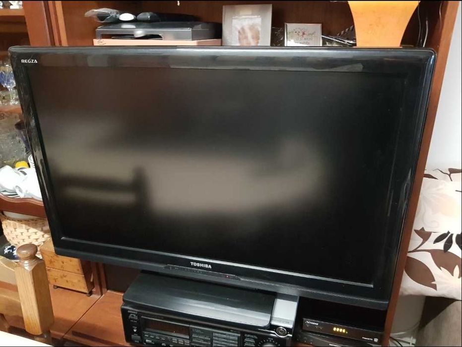 Telewizor Toshiba 37 cali 37AV500P