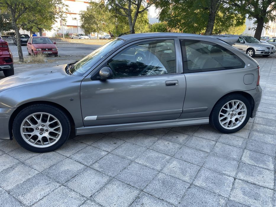Vendo MG ZR de 2004 !