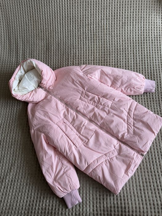 Пуховик рожевий в гарному стані