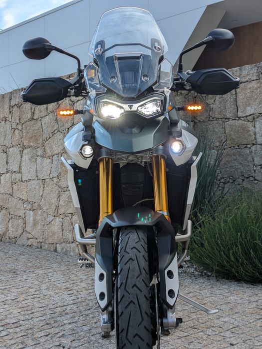 Triumph tiger 900 rally pro