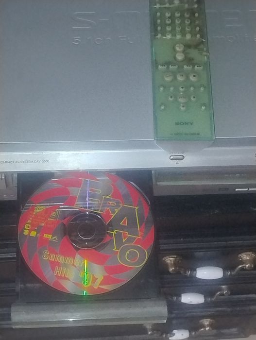 Sprzedam AMPLITUNER SONY w dobrym stanie