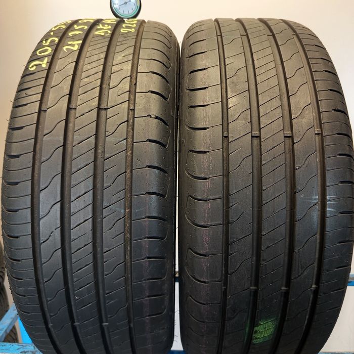 205/55R16 Goodyear EficientGrip Performance 2