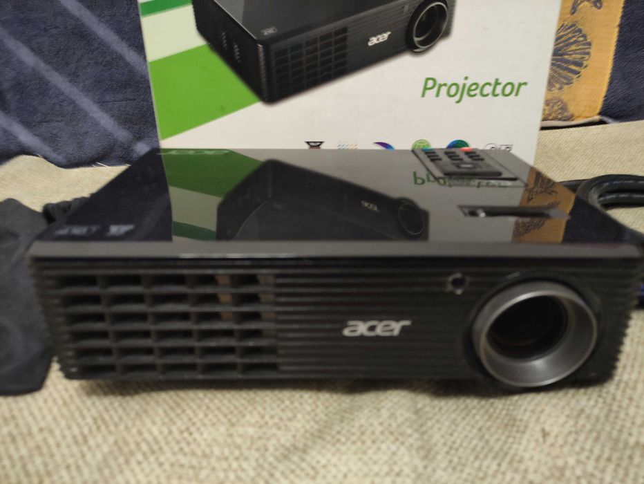 Проeктор Acer X112