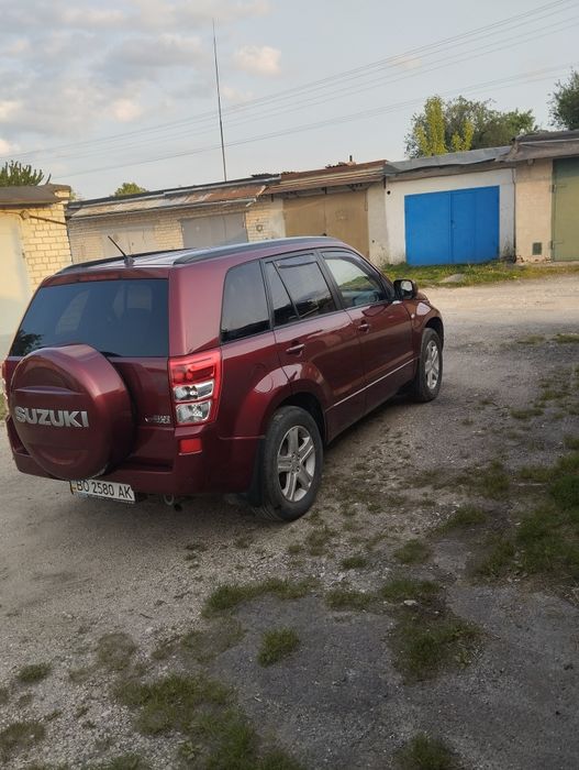 Покраска авто, поліровка, зварка.