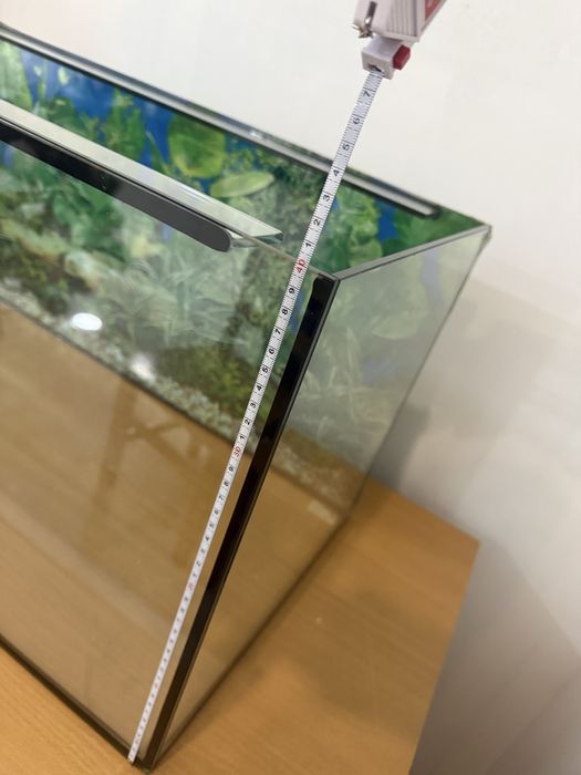 Aquário de vidro 128L (80x40x40) – Bom estado