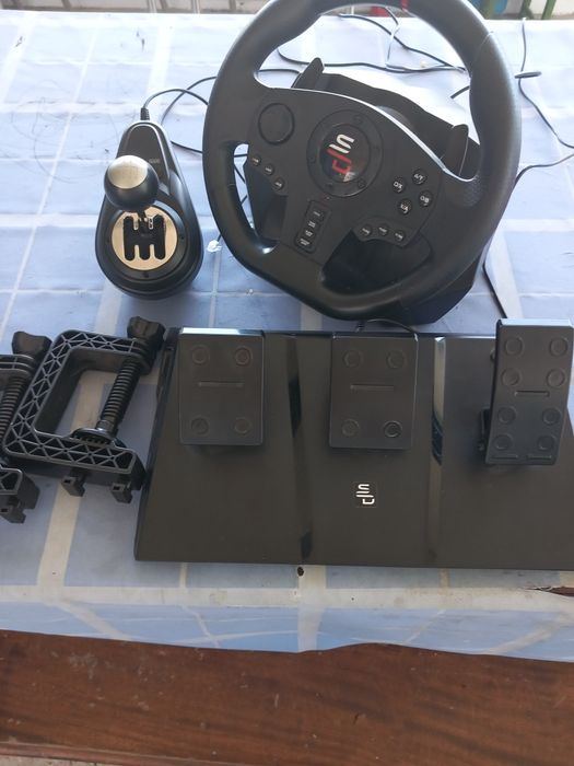 Volante para x-box e ps4 ainda com garantia