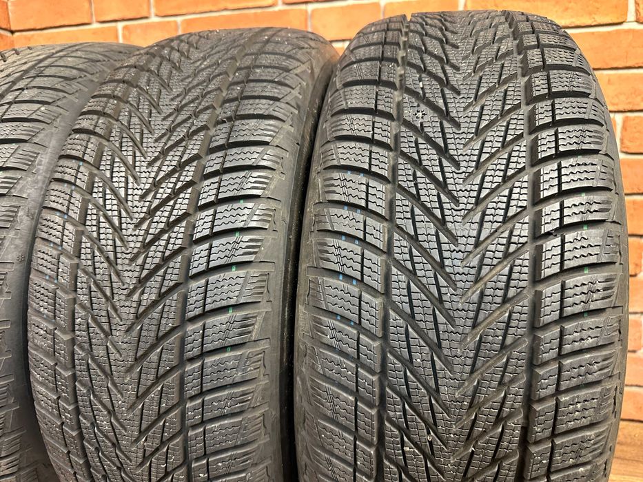 Opony Goodyear UltraGrip Performance 3 225/55R17 ROK 2024 8mm