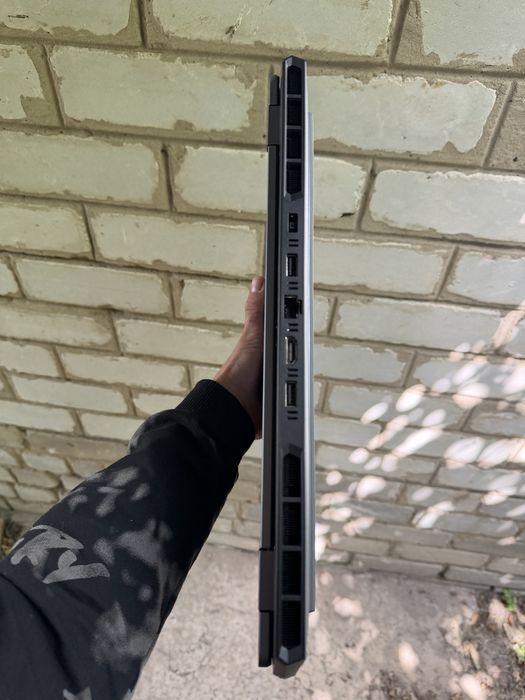 Продам новый ноутбук Lenovo LOQ 15ARP9  на гарантии
